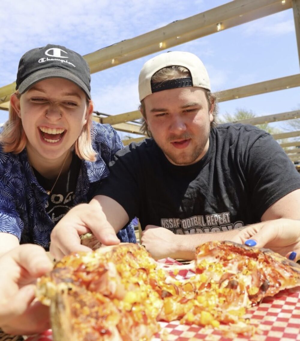 Suzanne's Pizzeria image