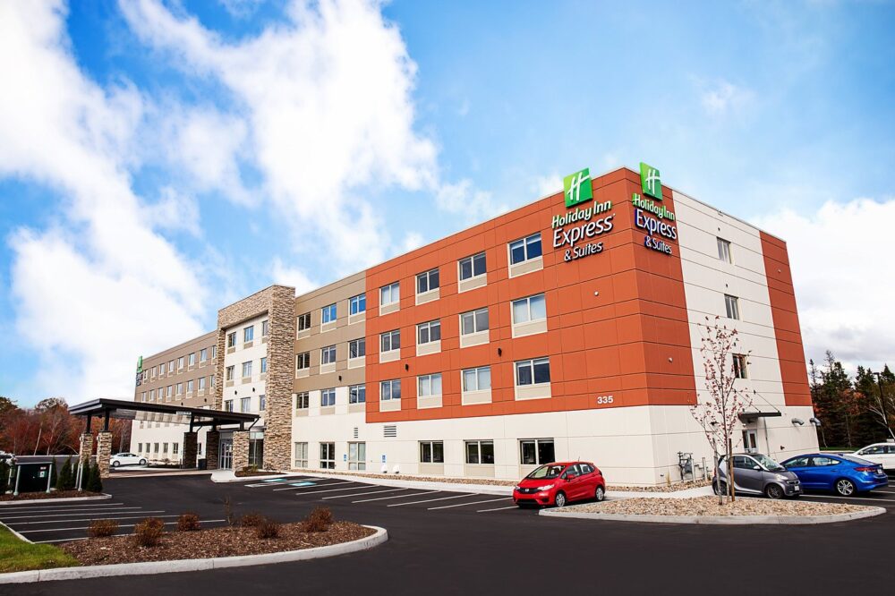 Holiday Inn Express + Suites Dartmouth image